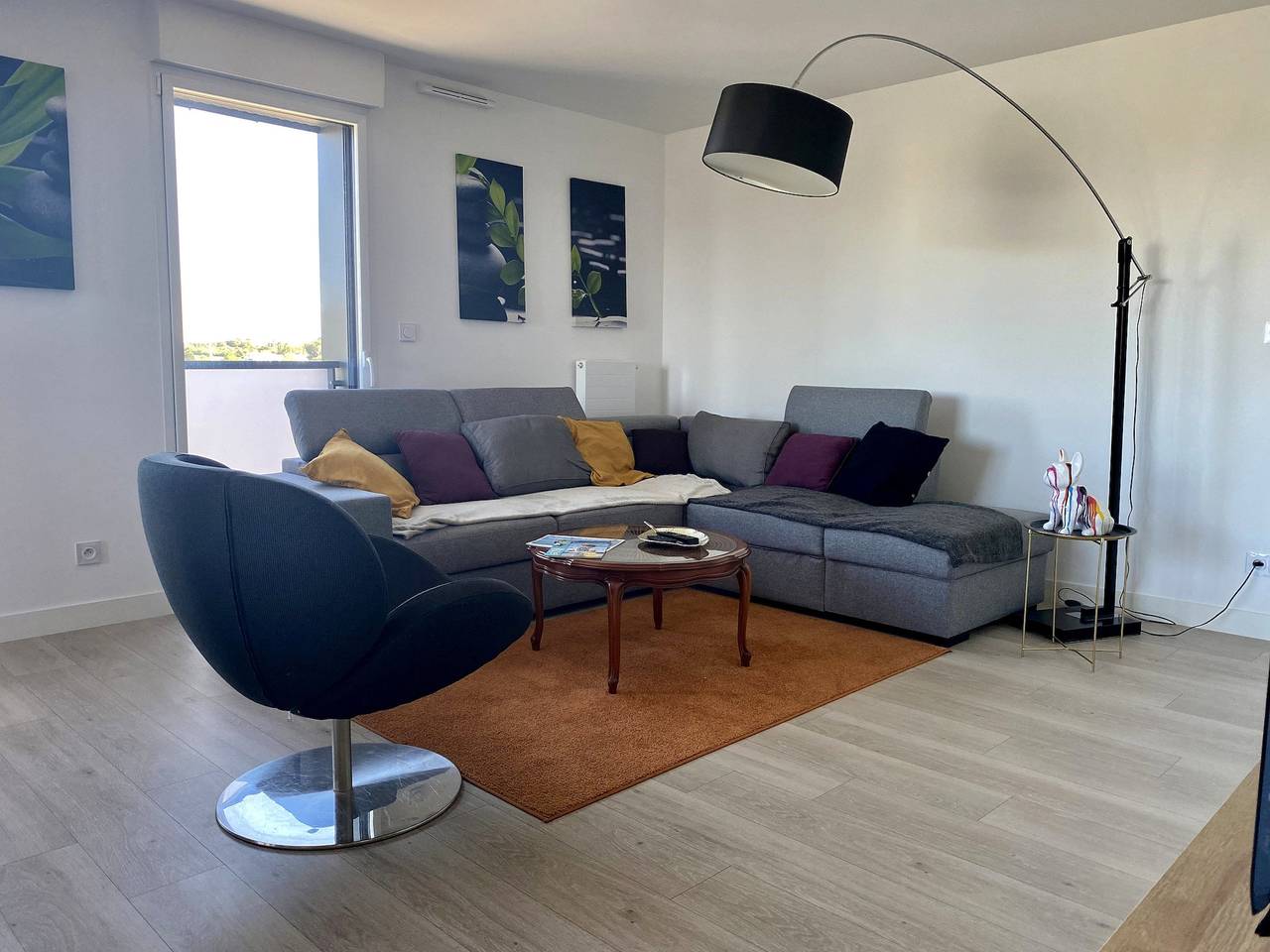 Entire apartment, Charming Apt with Terrace, 600m from Beach, Parking, Baby Bed, Thermomix - Pornichet in Pornichet, Côte d'Amour