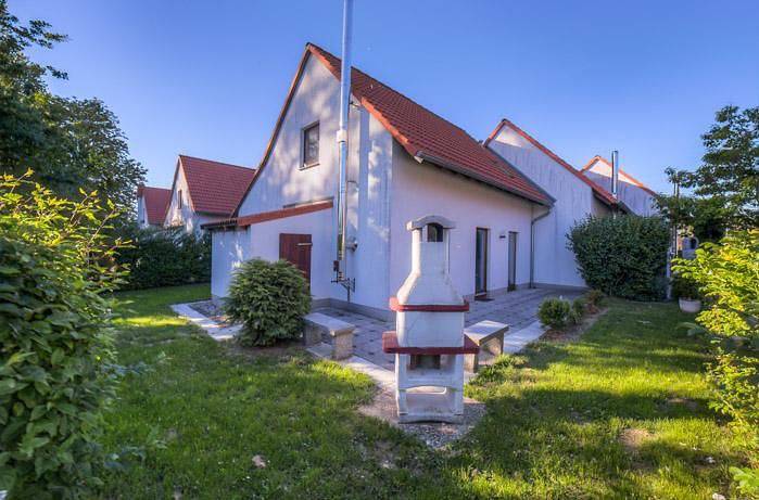 Ferienhaus für 6 Personen, mit Terrasse und Garten in Rechlin