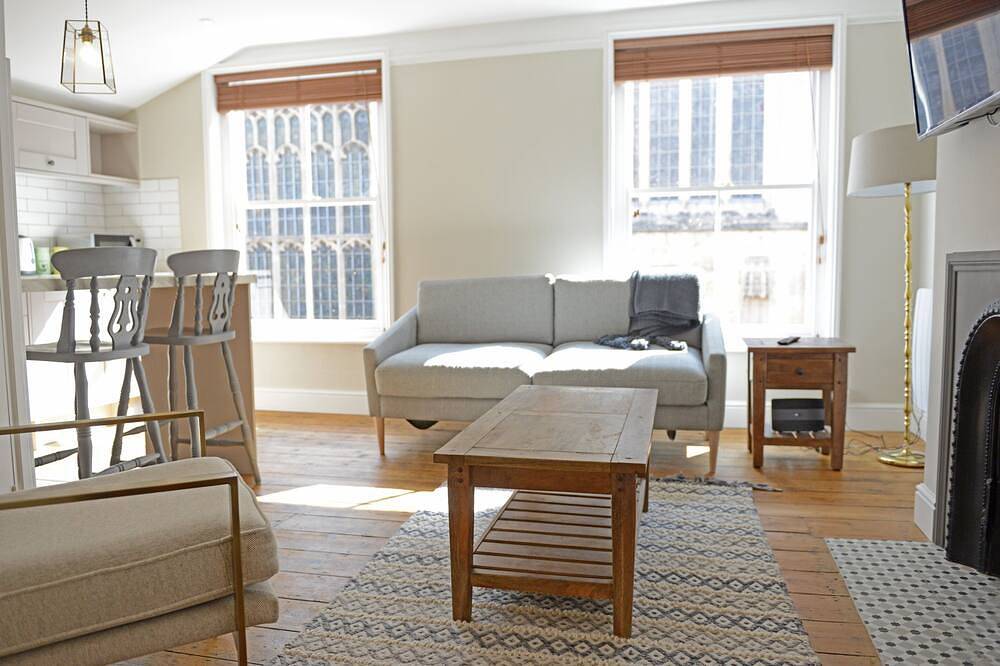 Entire apartment, One bedroom apartment with Cathedral View in Historic Town of Bury St Edmunds in Bury St Edmunds, Suffolk