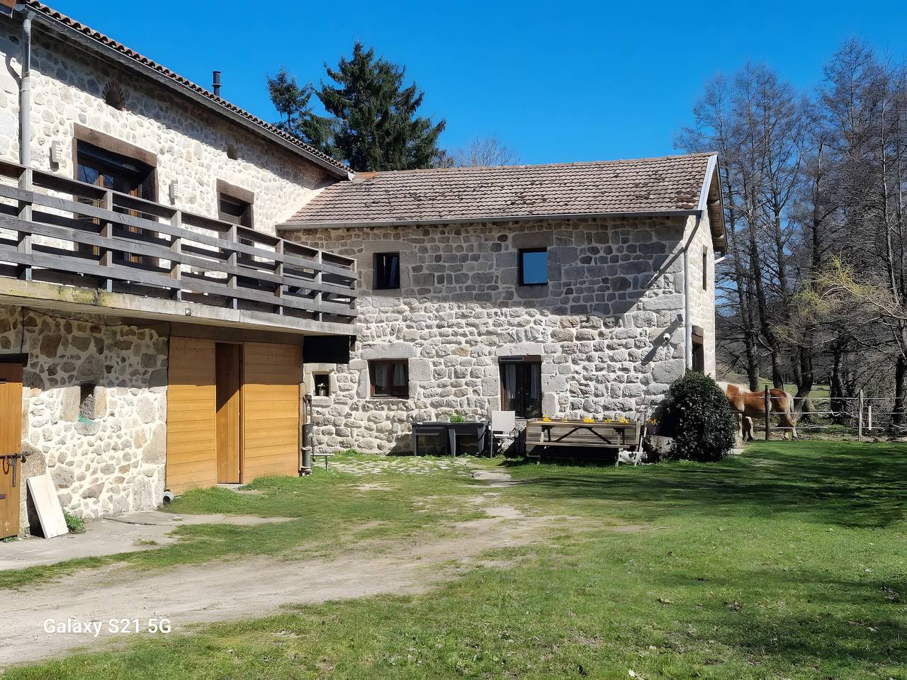 Cottage „Gîte du Moulin de Gorre“ mit Gemeinschaftsgarten und Wlan in Montregard, Haute-Loire