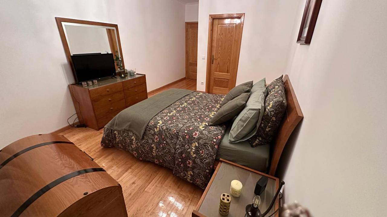 Apartamento inteiro, Two-Bedroom Apartment in Valpaços, Vale do Douro