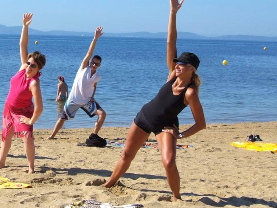 Camping Le Pansard - Mobilhome 6 personnes - Mobil-home | Premium Azure | 2 Ch. | 4/6 Pers. | Terrasse surélevée | Clim. in La Londe-les-Maures, Région de Toulon