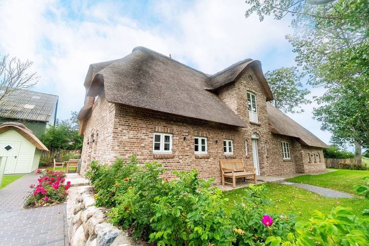 Ferienhaus für 6 Personen, mit Garten und Sauna in Oldsum - 3