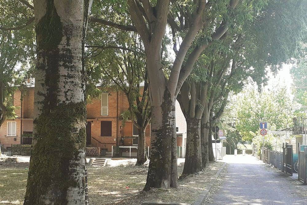 Small villa in the green of Ferrara in Ferrara, Provincia de Ferrara