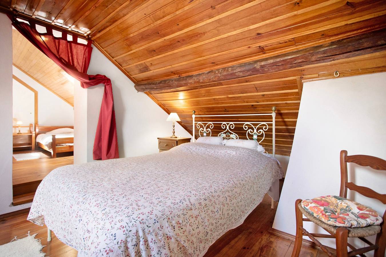 Null 'Casa Do Largo - Piso 2' con terrazza condivisa, giardino condiviso e Wi-Fi in Arrimal e Mendiga, Parque Natural das Serras de Aire e Candeeiros