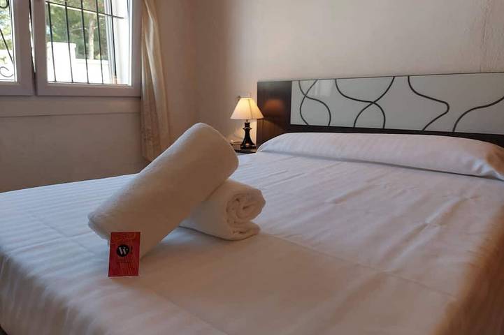 Villa für 6 Personen, mit Whirlpool und Garten sowie Terrasse an der Costa Brava - 2