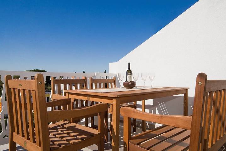 Ferienwohnung für 6 Personen, mit Kinderpool und Sauna in Sukosan