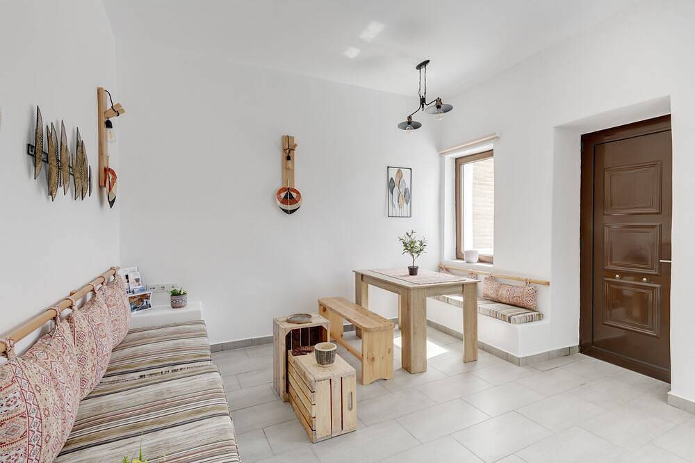 Endless Blue von Syros in Vari (Syros), Syros