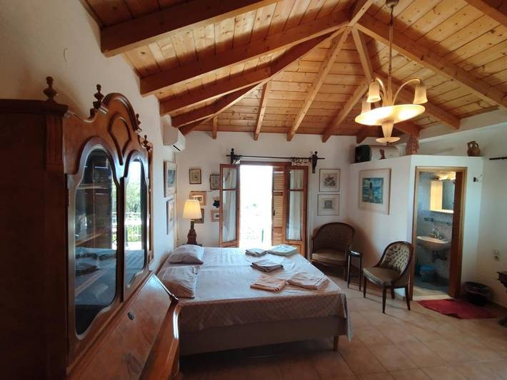 Maison d’hôte pour 2 personnes, avec balcon ainsi que vue et jardin dans Égine - 4