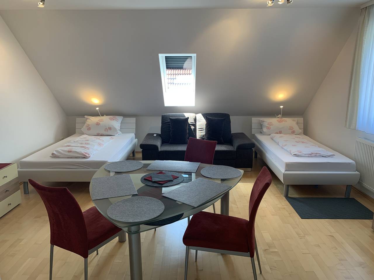 Ferienwohnungen Schmitt - Ferienwohnung im 1. Stock in Lauf an der Pegnitz, Frankenalb