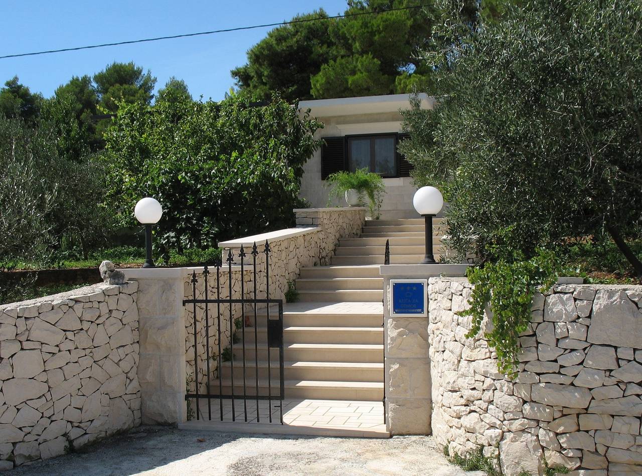 3-Zimmer-Haus mit Terrasse und Meerblick Selca, Brac K-11465 in Selca, Brac