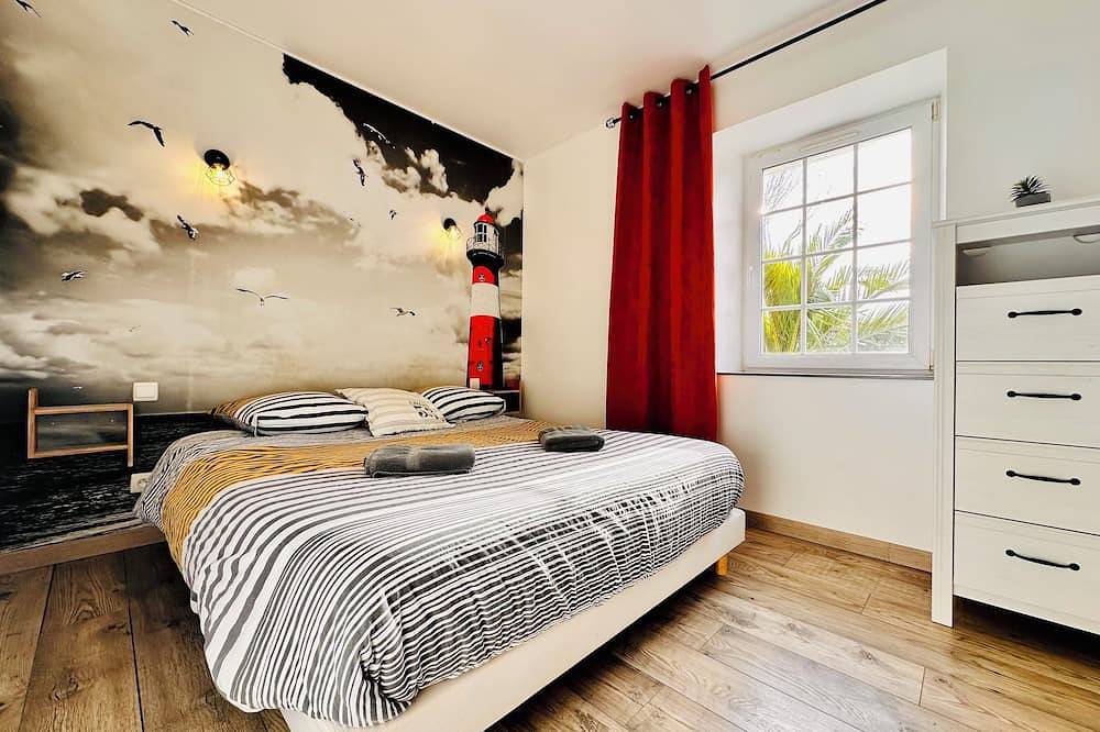 The wind rose 8 people in Saint-Benoît-de-l'Aure, Bayeux region