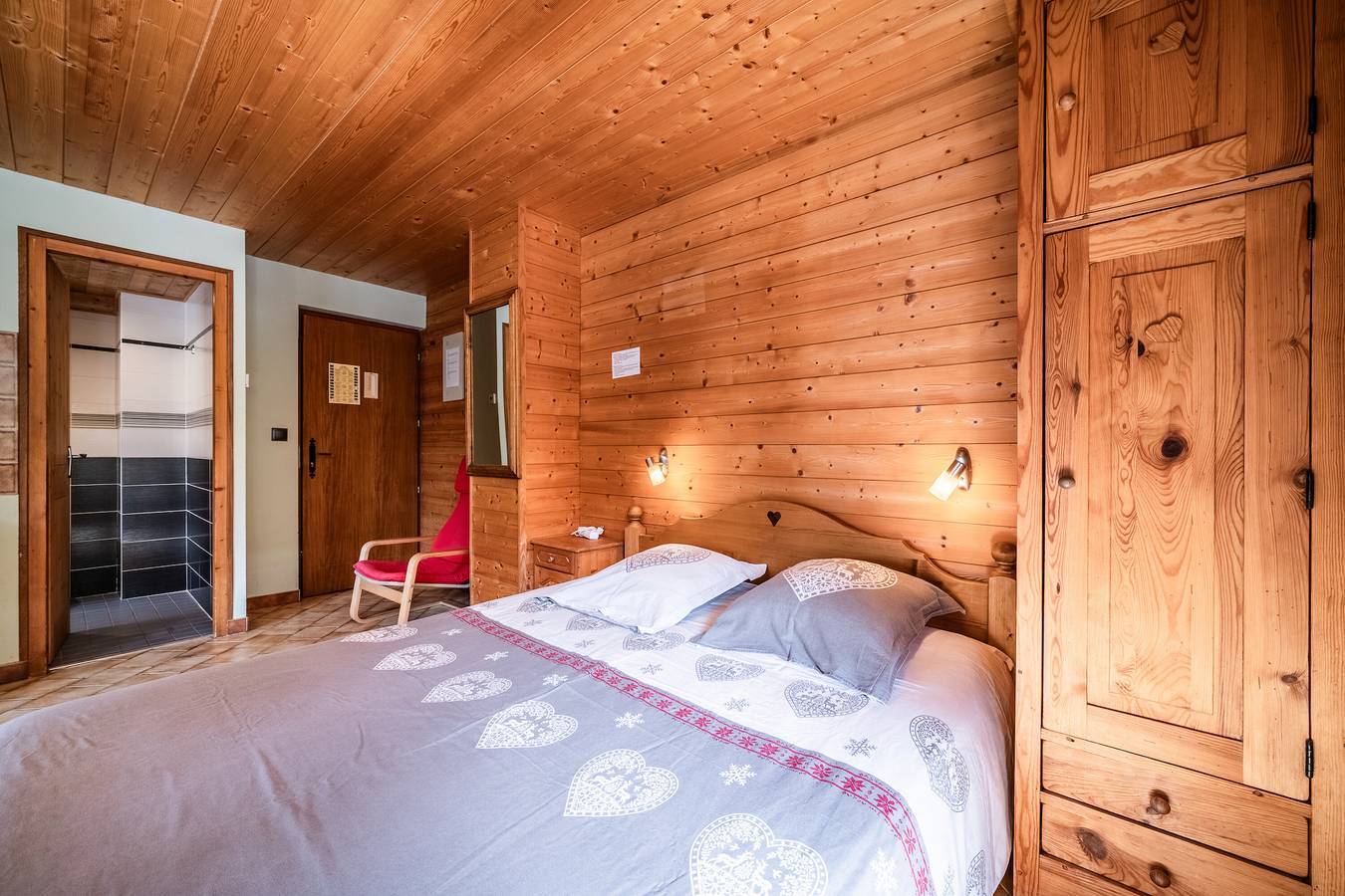 Studio Apartment 'La Flèchette - 2 Pers' with Mountain View, Balcony and Wi-Fi in Châtel, Les Portes du Soleil