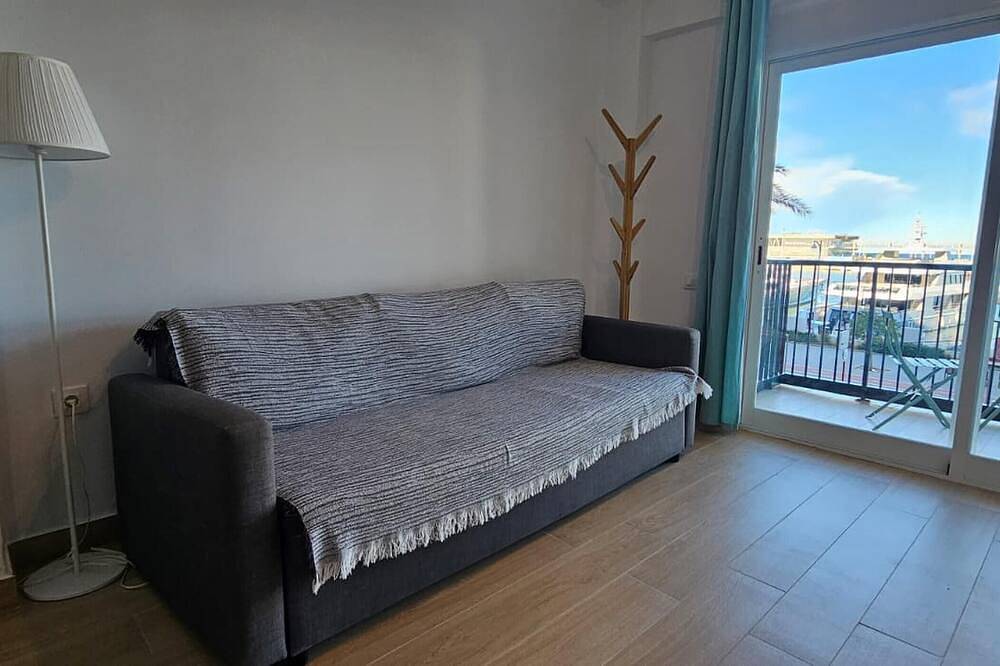 Apartamento entero, Apartamento El Puerto en el Centro de Denia in Denia Casco Antiguo, Dénia