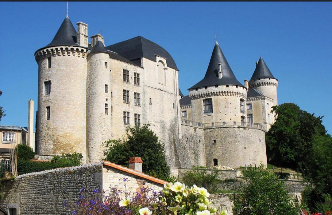 La Tuilerie in Verteuil-sur-Charente, Charente