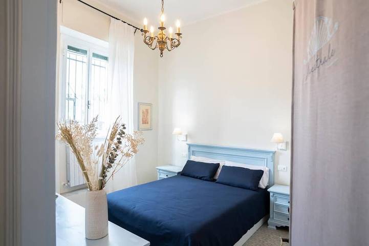 Double Room with Private Bathroom in Albisola Superiore, Riviera di Ponente
