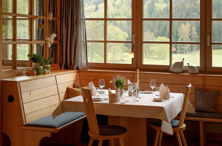 Hôtel pour 2 personnes, avec jardin et piscine ainsi que sauna et balcon, adapté aux familles à Bonndorf im Schwarzwald - 4