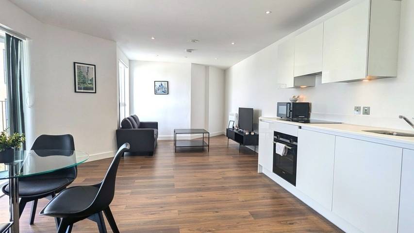 Appartement entier, 2Br Apt Bracknell | Parking | Nr Ascot Racecourse in Bracknell, Berkshire