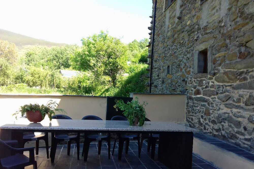 Bergdorfhaus, Sanabria in San Ciprián, San Justo