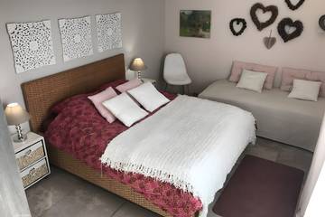 Gîte pour 5 Personnes dans Carpentras, Parc naturel régional du Mont-Ventoux, Photo 1