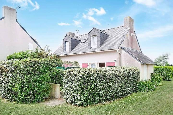 Location de vacances pour 4 personnes, avec jardin dans Plage Kerminihy