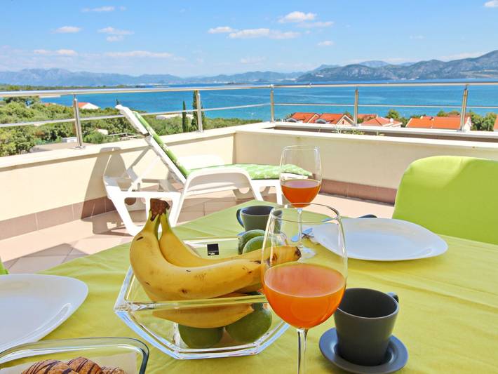 Gîte pour 5 personnes, avec balcon à Drače - 2