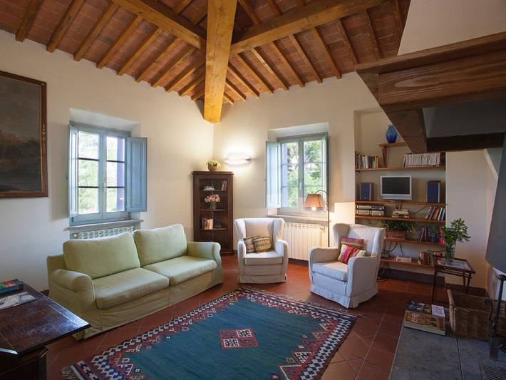 Casa vacanza per 9 persone, con terrazza e piscina nonché giardino, con animali domestici in Chiusi