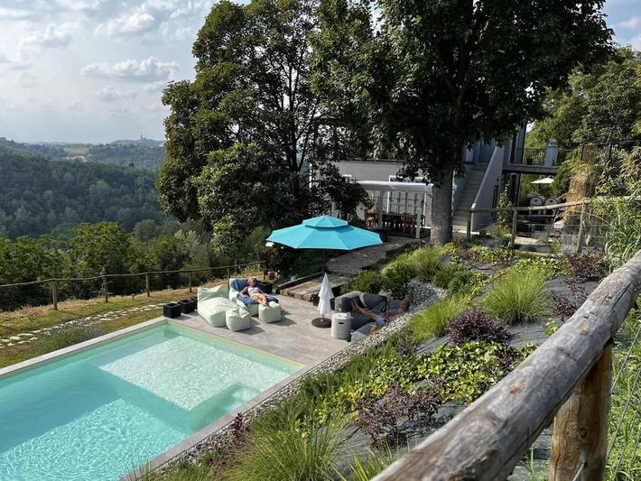 Chambre d’hôte pour 2 personnes, avec Balcon et Terrasse ainsi que Jacuzzi et Jardin à Montegrosso d'Asti