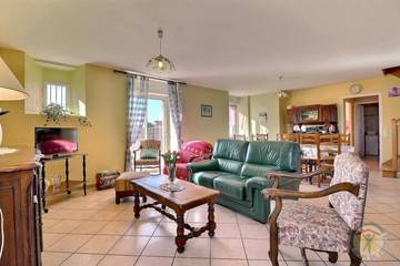 Gîte pour 8 Personnes dans Bazouges-la-Pérouse, Fougères-Vitré, Photo 3