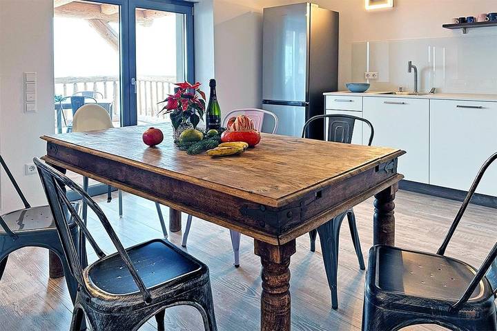 Gîte pour 5 personnes, avec Balcon et Jacuzzi ainsi que Terrasse et Jardin à Bonndorf im Schwarzwald - 2