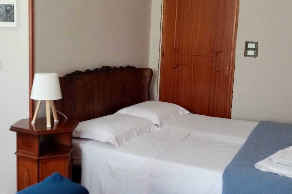 Appartamento intero, Monolocale \nexstra 0,4€/kw per la luce in Termini Imerese, Provincia di Palermo