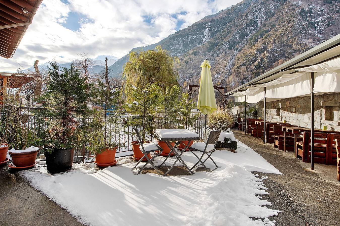 Camere con Vista Montagna, Colazione Fatta in Casa e Bagno Privato in Grosio, Parco Nazionale dello Stelvio