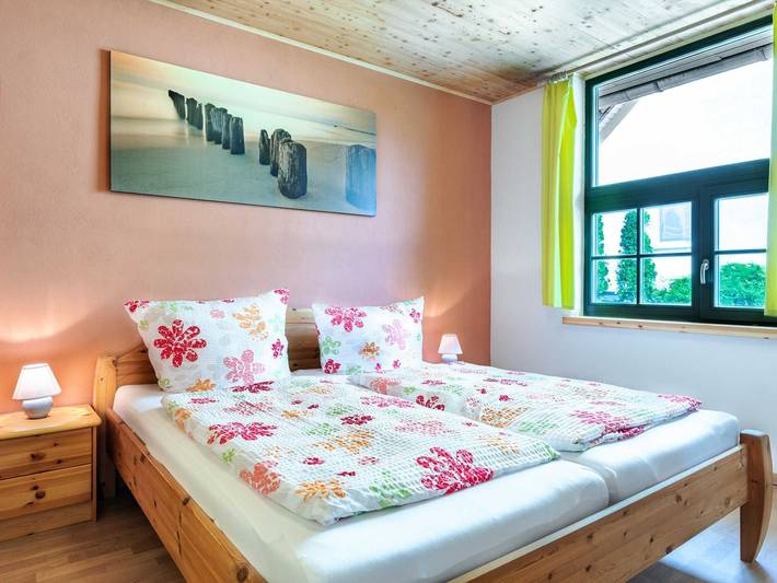 Ganze Ferienwohnung, Ferienhaus Sonne, Mond und Sterne bei Kühlungsborn Ofc 14 - Ferienwohnung Mond mit Terrasse, Kamin und Garten in Steffenshagen, Bad Doberan & Umland