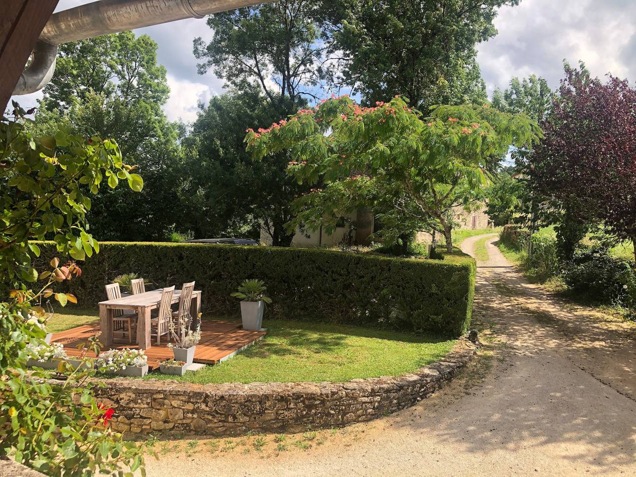 Appartement « La Cazelle » avec piscine partagée et climatisation. in Montcabrier, Lot