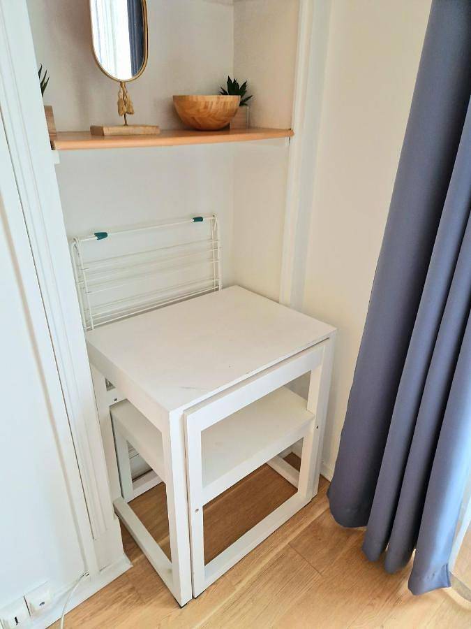 Appartement entier, One-Bedroom Apartment in Gentilly, Val-de-Marne
