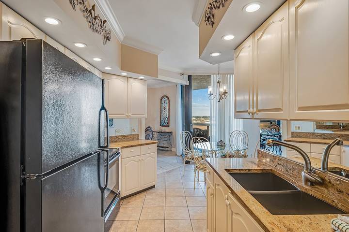 Vacation house for 6 people, with pool and hot tub as well as balcony the Florida Panhandle