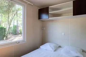 Camping für 6 Personen in Saint-Martin-de-Ré, Côte des Fleurs, Bild 1