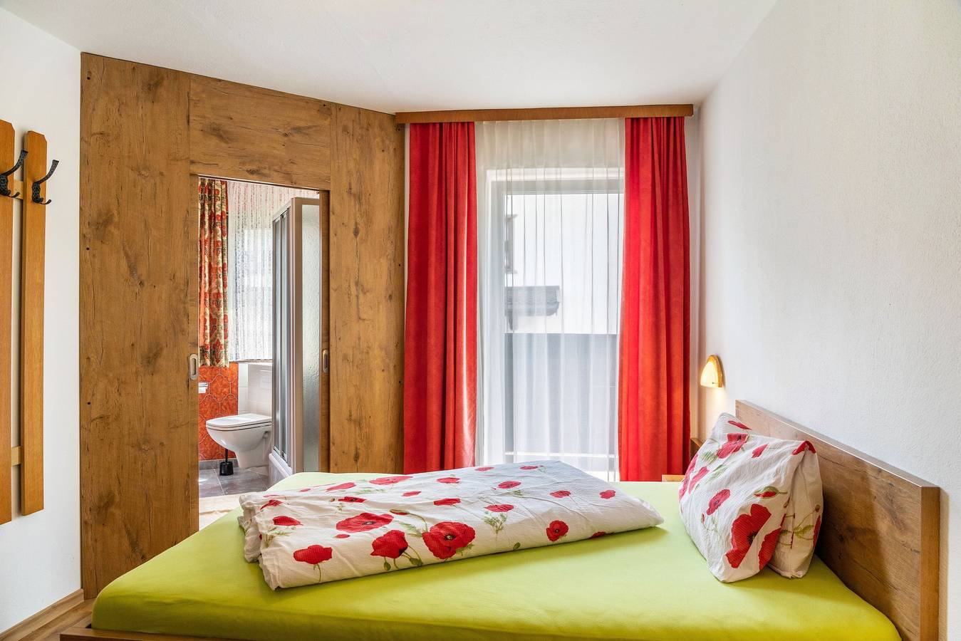 Room '16' with Mountain View, Shared Terrace and Wi-Fi in Hopfgarten im Brixental, Kaiser mountains