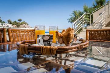 Gîte pour 5 personnes, avec vue et balcon dans Matala