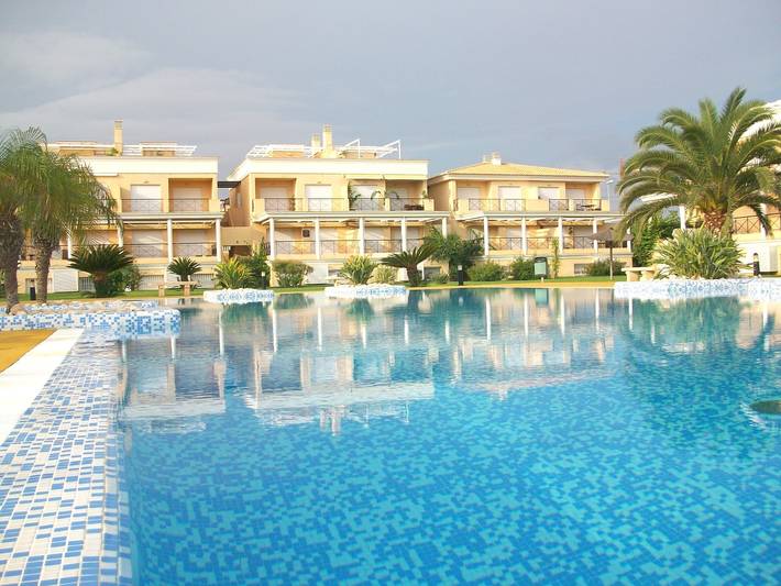 Ferienwohnung für 5 Personen, mit Garten und Balkon in Oliva