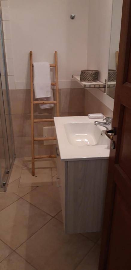 King Room with Garden View in Lizzanello, Provincia di Lecce