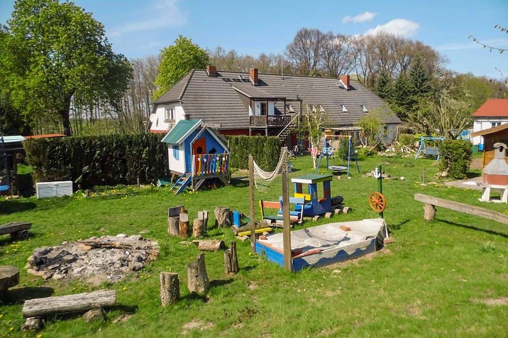 Ferien auf dem Lande - Ferienwohnung in Ahrenshagen-Daskow, Vorpommern-Rügen