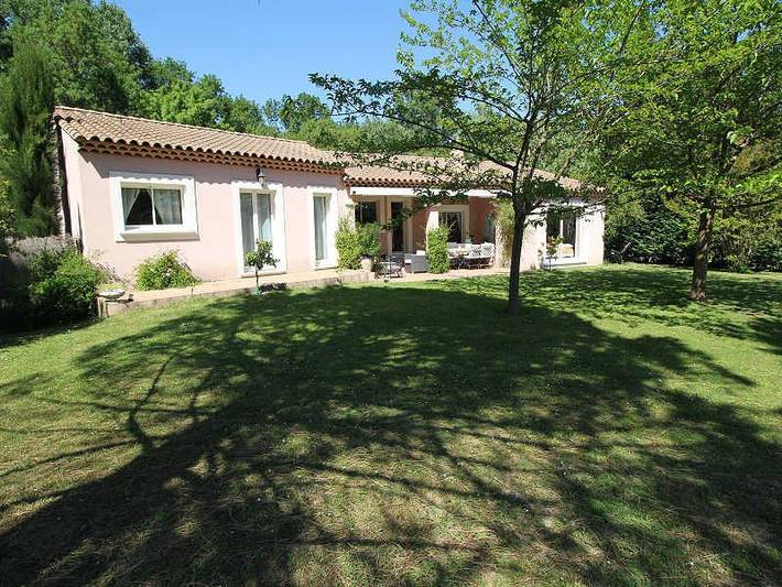 Location de vacances pour 8 personnes, avec jardin et piscine, animaux acceptés à Saint-Étienne-du-Grès - 3