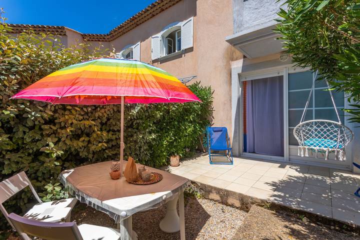 Ganze Wohnung, Lavender Cottage – Charmantes Haus in gesicherter Anlage mit Pool in Callian, Draguignan Region