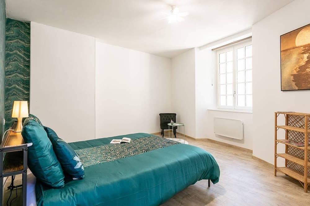 Ganze Wohnung, Charmantes Apartment, 4 Pers, mittelalterliches Dorf Martel, Haustiere erlaubt, Kostenloses Wlan in Martel, Lot