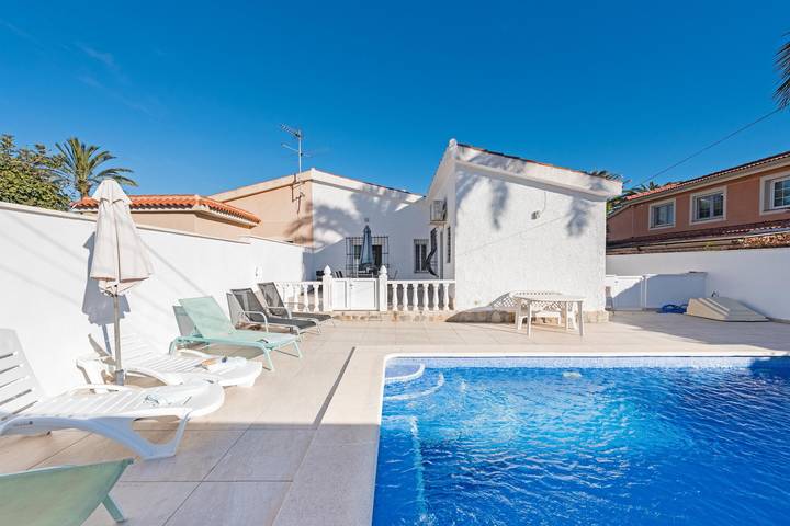Casa rural para 6 personas, con jardín en Torrevieja - 2