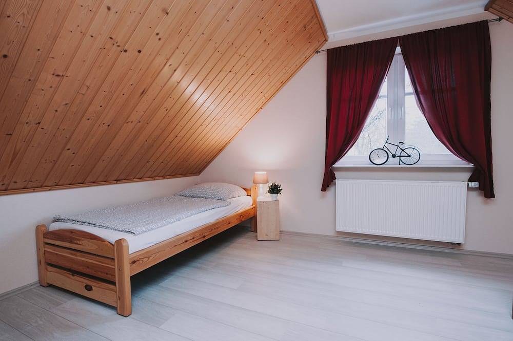 Ferienhaus direkt am Badesee für 6-7 Personen in Zetel, Metropolregion Bremen-Oldenburg