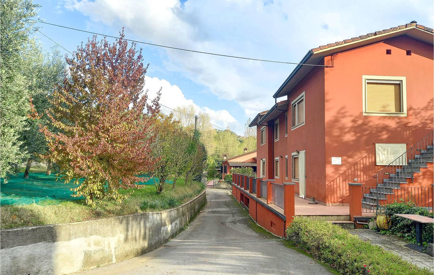 Ganze Ferienwohnung, Ruhiger Rückzugsort: Pool, Parkplatz, Garten - Barga 1km in Barga, Parco Regionale delle Alpi Apuane