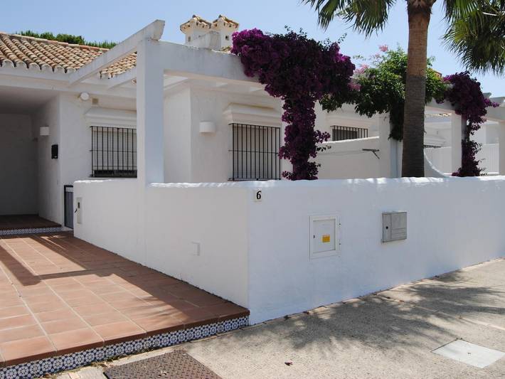 Apartamento de vacaciones para 6 personas, con Balcón además de Jardín y Piscina en Sancti Petri