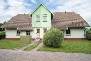 Ferienhaus für 4 Personen, mit Garten, mit Haustier in Wustrow